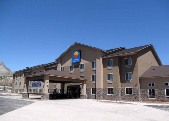 Comfort Inn & Suites Parachute Exterior photo
