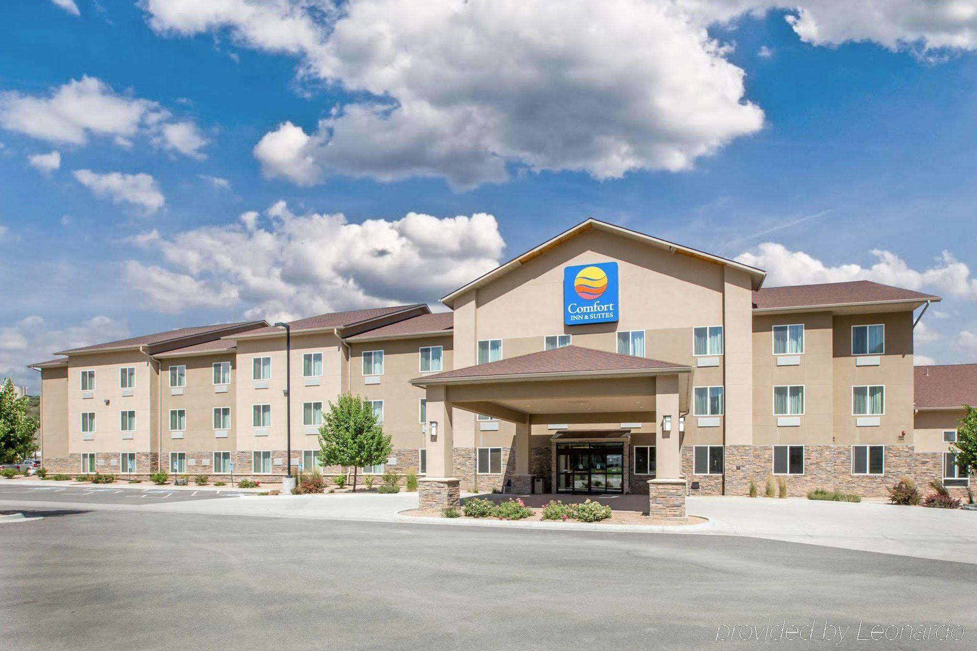 Comfort Inn & Suites Parachute Exterior photo